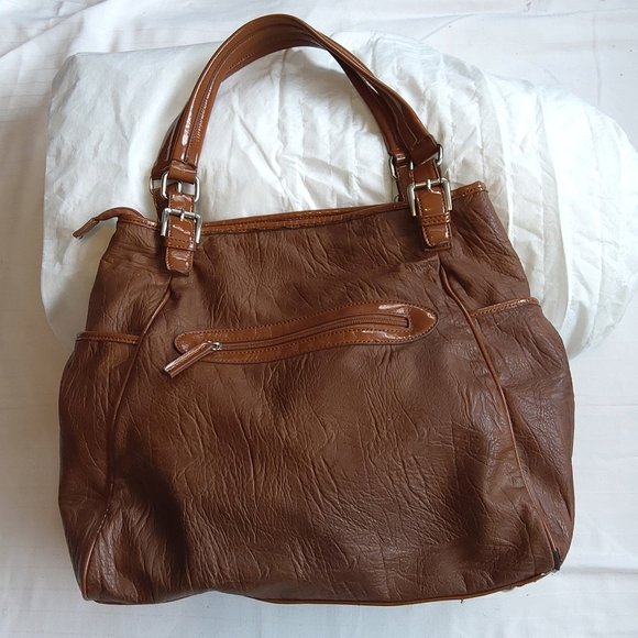 Aldo Faux Leather Oversized Brown Hobo Bag - Picture 2 of 13